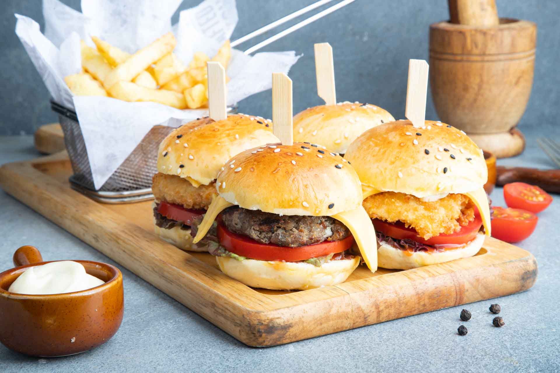 210823_Talabat_UAE_PICCOLOMONDOSHZCafe_Cafe_Sliders Sandwich_Kailash-79
